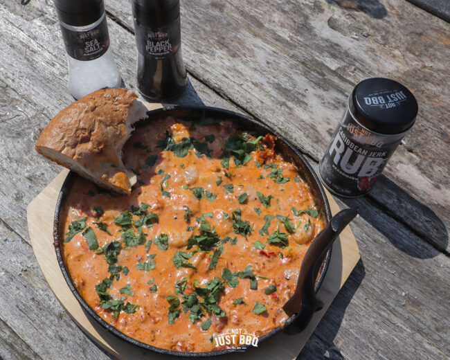 gamba Caribbean jerk BBQ Thaise kokos curry van de barbecue