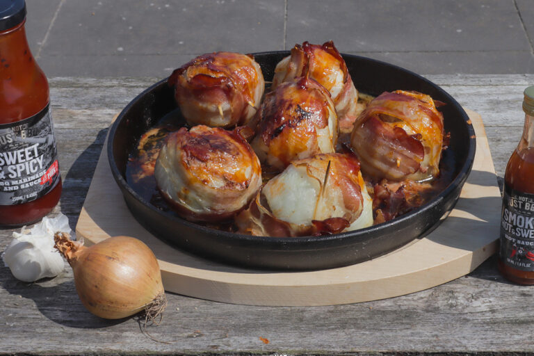 moink bombs BBQ sweet chilli spicy moink meatbombs from the barbecue